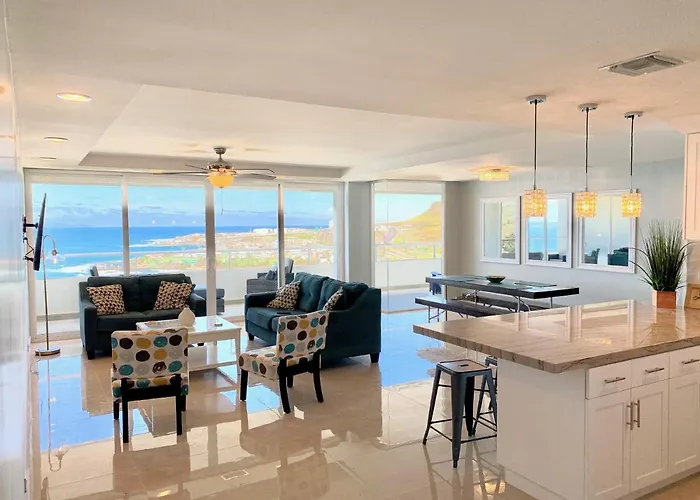 Modern Spacious Beach Front Central Condo W Pools Steps To Beach